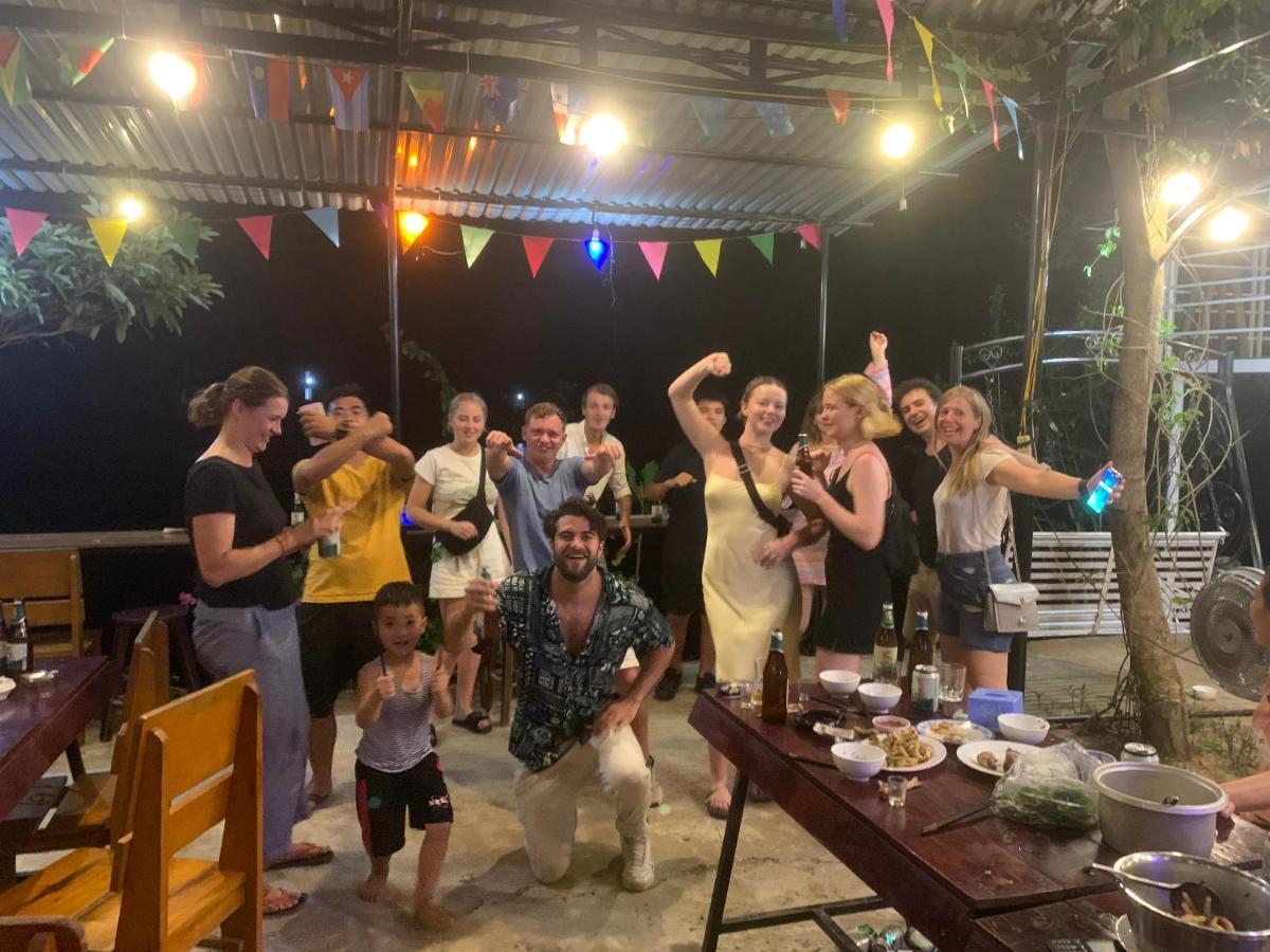 Greenland Backpackers Hostel Phong Nha Buitenkant foto